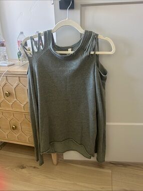 Elan Olive Green Knit Top with Shoulder Cutout
